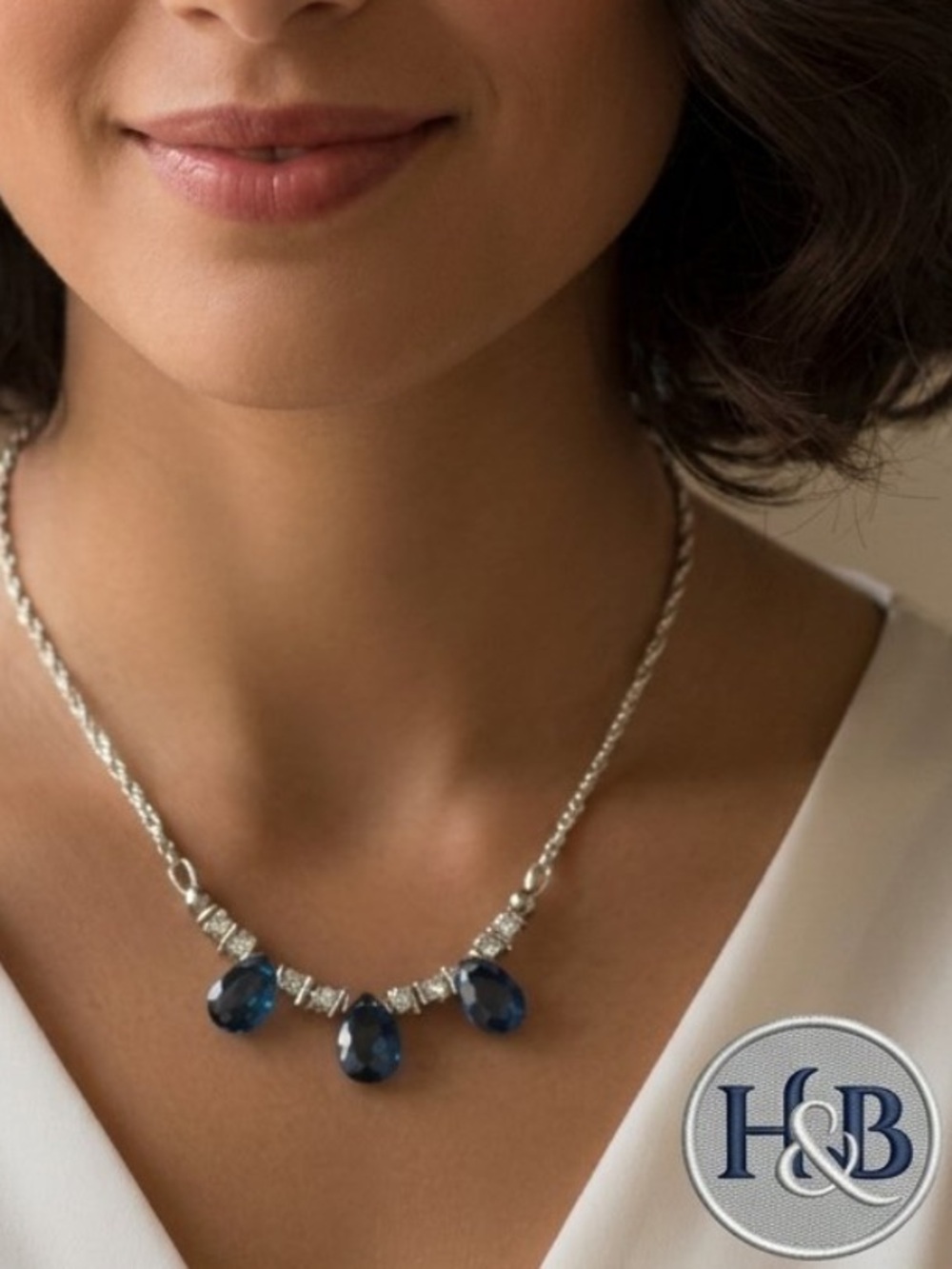 NEW Hillberg & Berk Necklace
Swarovski Crystal Blue Teardrop
Sterling Silver